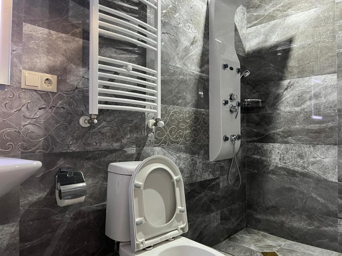 Cosy Apartment In The City Centre Tbilisi Exteriör bild